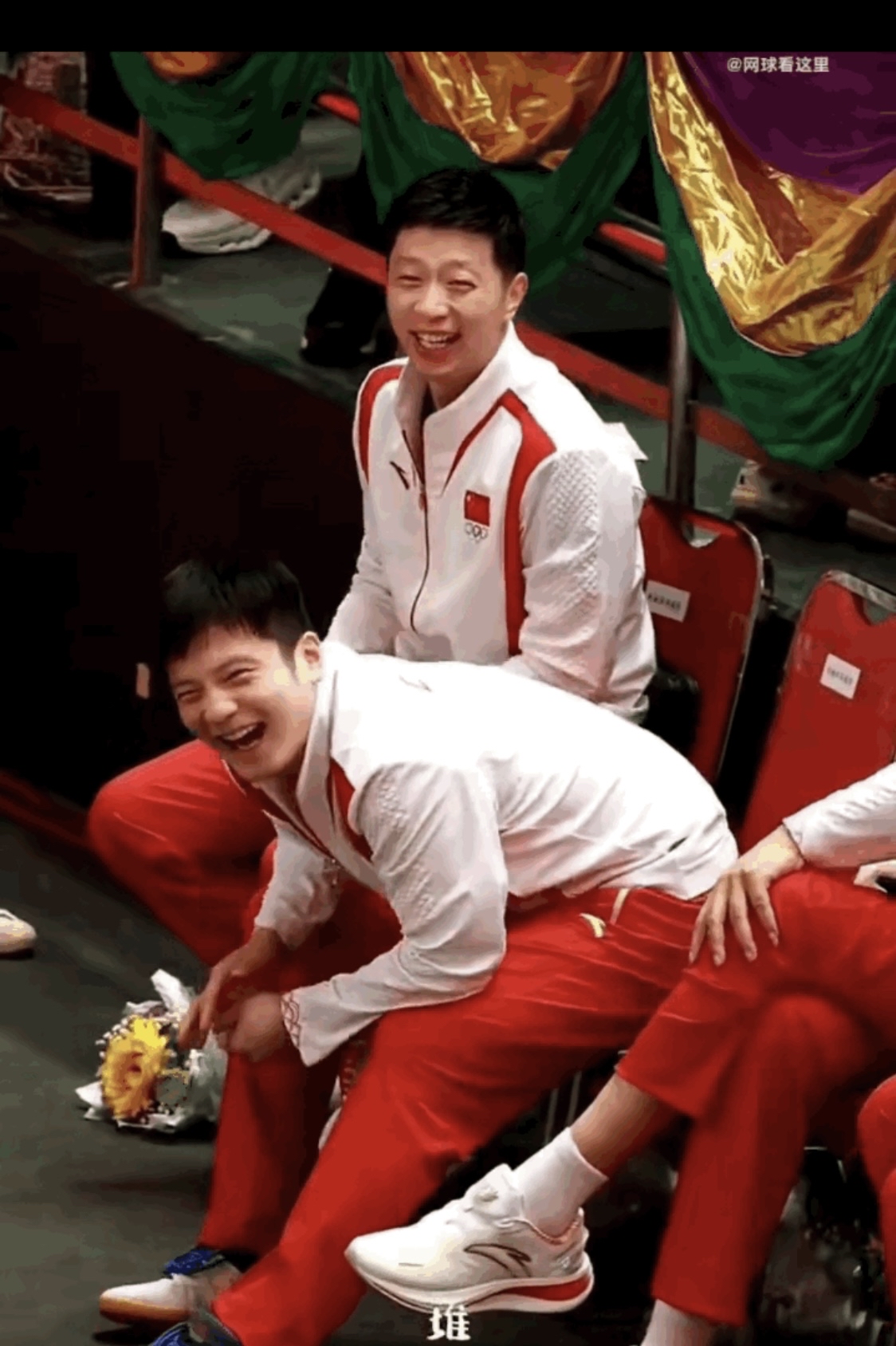 国乒对阵电竞国家队激战胶着，最终险胜对手