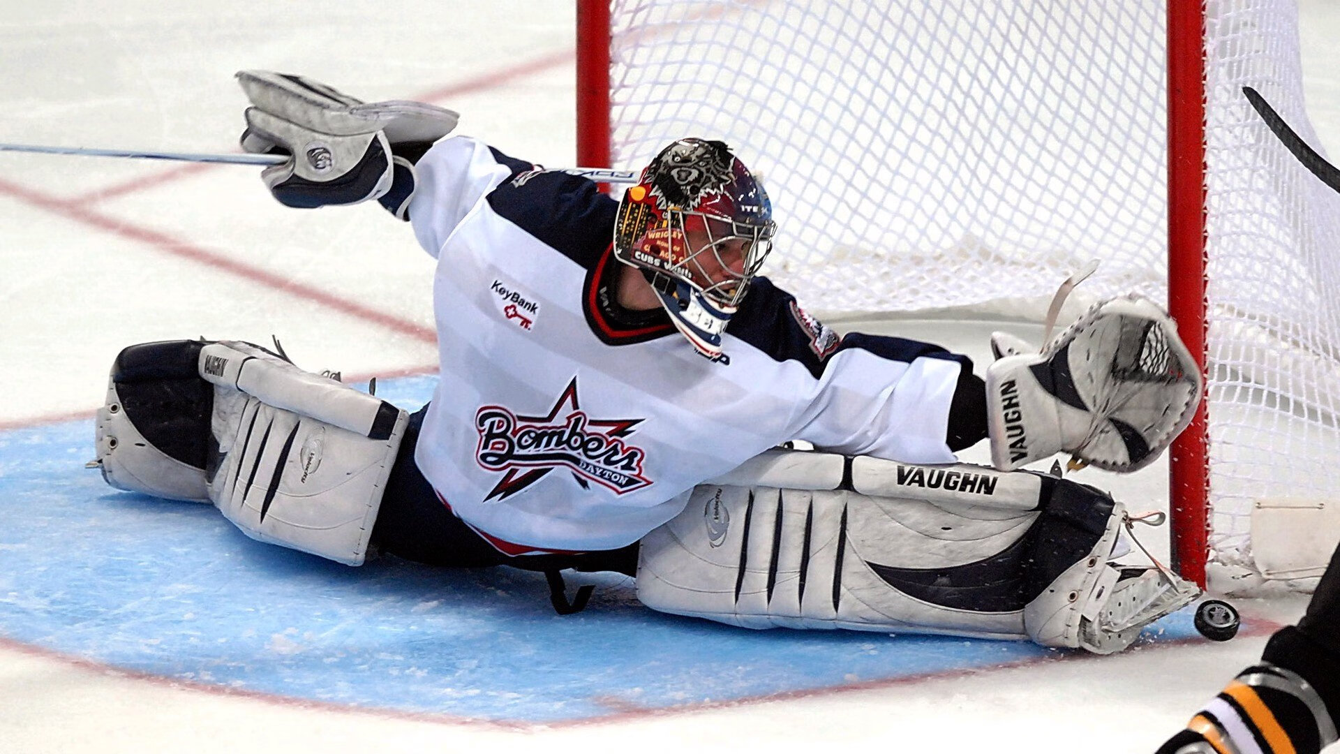 塔图姆连续七场比赛得分超过锐不可当,RNG不断突破!观众掌声雷动