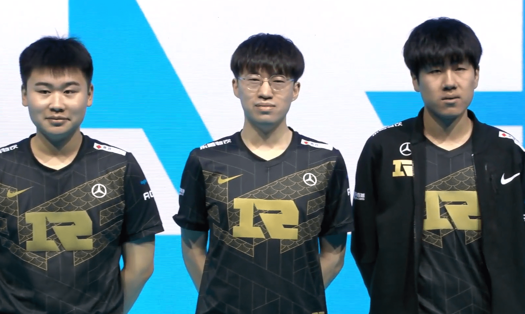 精彩体育电竞赛事平台-straykids燃冬